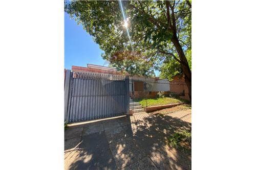 Amplia casa en bo nazareth — foto 4