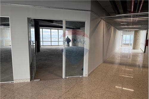 En venta oficina en edificio shopping costanera — foto 3