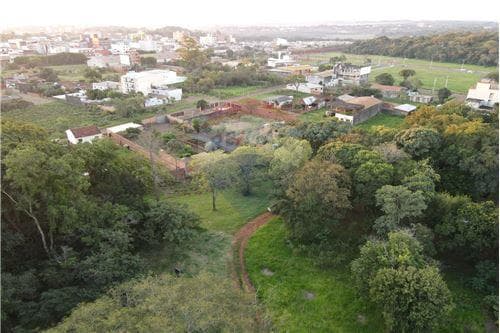 Amplia propiedad en venta - barrio fatima