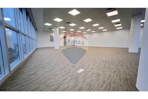 Oportunidad unica, oficina-venta, parkplaza,Manorá — foto 5