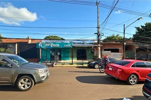 Alquiler local sobre Av. Eugenio A. Garay CDE