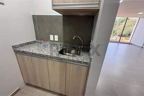 "Alquilo Oficina Ideal en Hohenau, Itapúa" — foto principal
