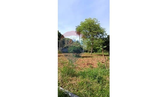 Vendo 4 terreno en itaugua