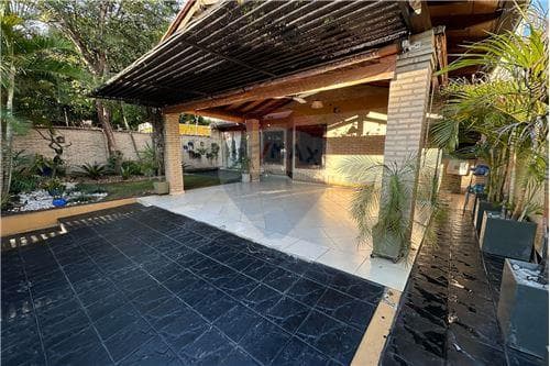EN VENTA Hermosa propiedad en zona del Yacht!