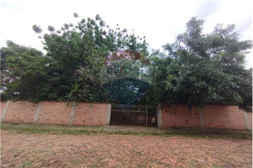 Terreno en el centro de capiata, foto 4