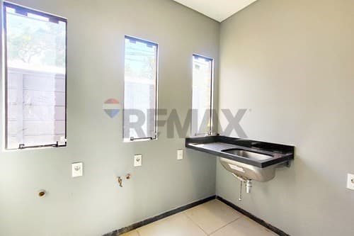 En venta casa en Luque — foto 3