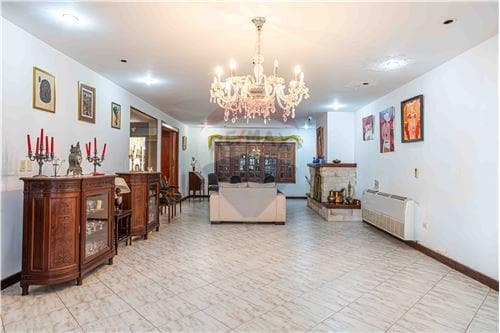 Casa a refraccionar en barrio los laureles — foto 5
