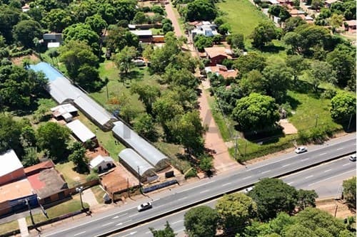 Vendo terreno comercial sobre ruta PY02 en Itauguá