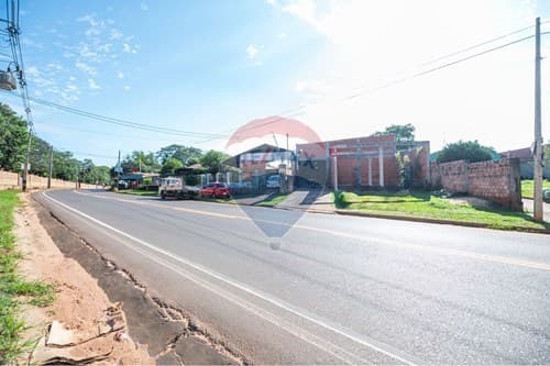 "Inversión Ideal: Depósito Comercial en Luque" — foto 5