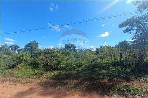 Terreno de 4.600 M2 en el centro de Caaguazú