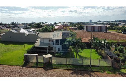 "Casa Moderna en Santa Rita, Lujo y Comodidad", foto 2
