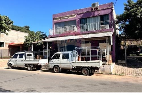 Terreno con construccion en Luque