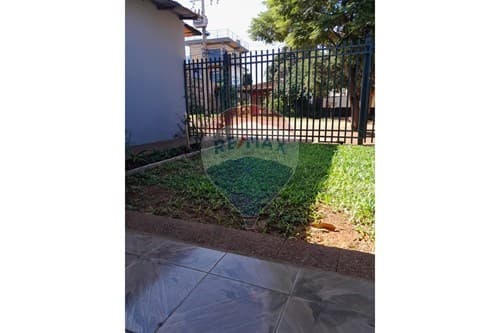 Casa con local comercial en venta – Capiatá — foto 3