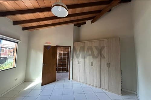 Casa en esquina zona san isidro — foto 3