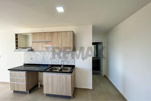En venta departamento 4C - Edificio San José IV