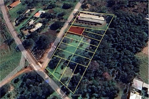 Amplio lote a pasos del circuito comercial - venta — foto 1