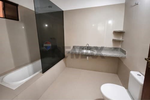 Casa amplia con quincho en Juan de Salazar, Limpio, foto 5