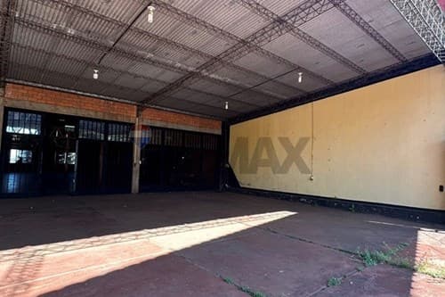 ¡Estratégica Propiedad Comercial en Alquiler! — foto 5