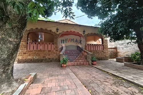 Casa Colonial en Caacupé — foto 1