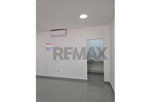 Salón comercial en alquiler – 50 m² — foto 4