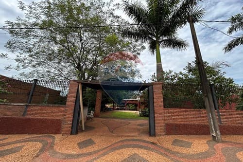 Vendo confortable casa quinta en itaugua