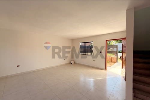 Casa a estrenar en Luque — foto 4