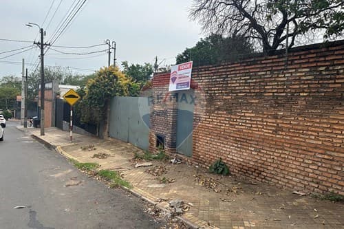 EN VENTA – Terreno en barrio Obrero — foto 3