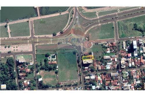 2 casas en amplio terreno — foto 4