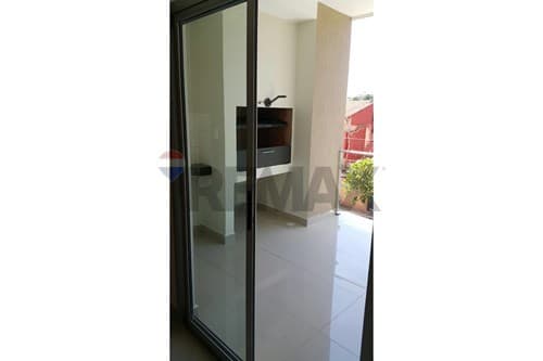 Vendo dpto en Barrio Jara
