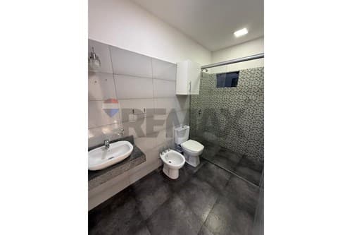 Dúplex premium en alquiler con patio y piscina — foto 5