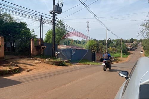 Terreno con casa a remodelar o demoler en km 9, foto 5