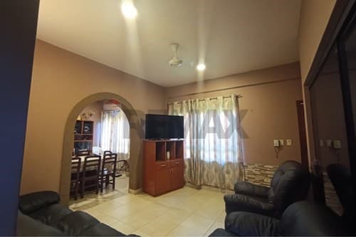 Casa Espaciosa en San Lorenzo ¡Tu Nuevo Hogar! — foto 3