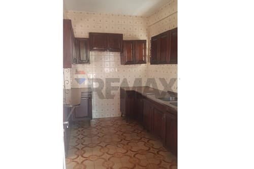 hermosa casa sobre Avenida Pozo Favorito — foto 4