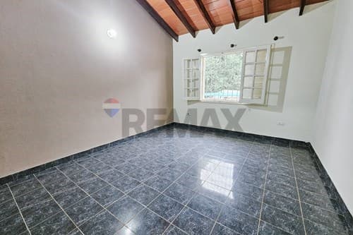 Amplio departamento independiente en mra — foto 4
