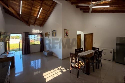 En venta casa ubicada en el Barrio Las Delicias — foto 2