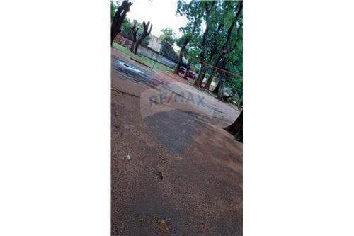 Terreno en Alquiler especial para Estacionamiento