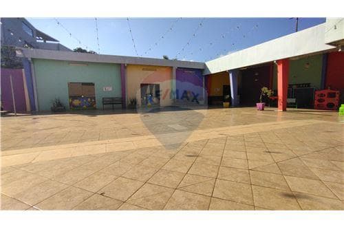 Amplio local comercial en Shopping Multiplaza — foto 2
