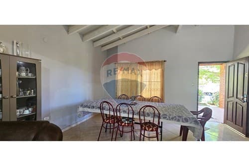 Casa en la ciudad de cabañas — foto 3