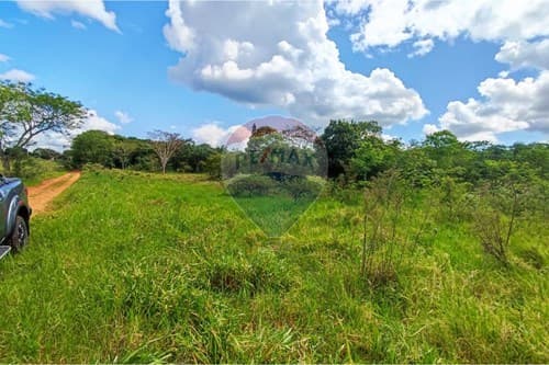 Terreno de 13650 m2 en Arroyos Y Esteros — foto 4