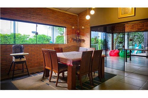 Vendo casa en Lambare