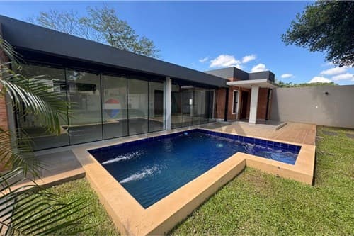 Casa en Luque zona rakiura — foto 2