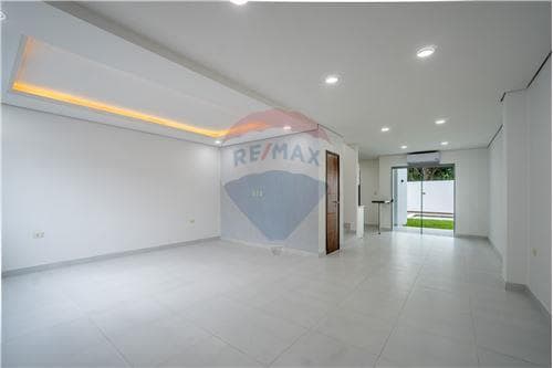 Dúplex A Estrenar en Venta – Luque, Loma Merlo — foto principal