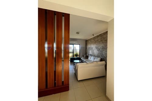 ¡En alquiler departamento céntrico y amoblado! — foto 3