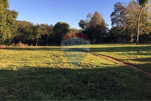 Vendon amplio terreno en itaugua, foto 3