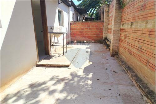 Casa en condominio seguro, isla bogado Luque — foto 5