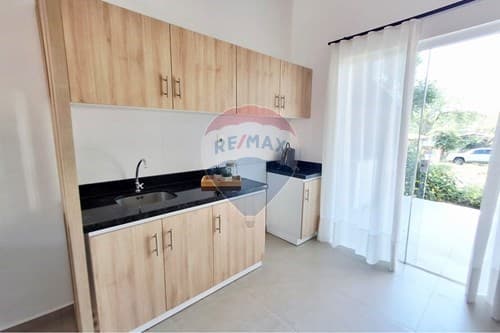 Casa en condominio cerrado albus - Ñemby pa`i ñu