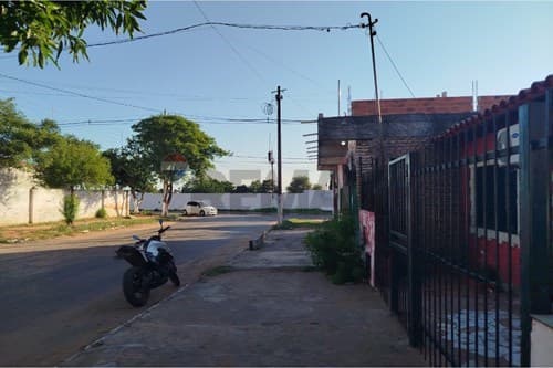 Terreno con casa a demoler, lambare — foto 3
