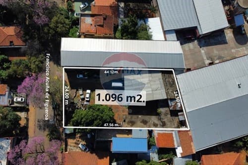 Terreno de 1.096 m2 en 4 mojones Lambaré