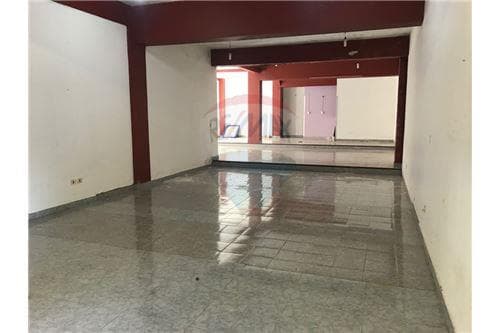 ¡En venta salón comercial céntrico! — foto 2