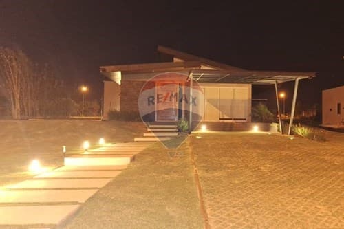 Residencia en venta agua vista